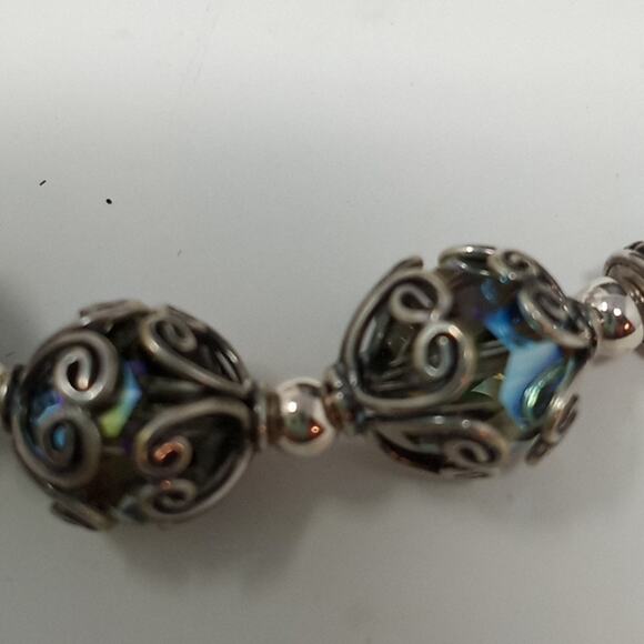 Kellie Wichser Women's Silver 3 Bead Bracelet - Picture 4 of 11
